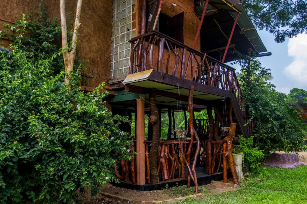Anushka Nera Nature House Σιγκιρίγια Δωμάτιο φωτογραφία